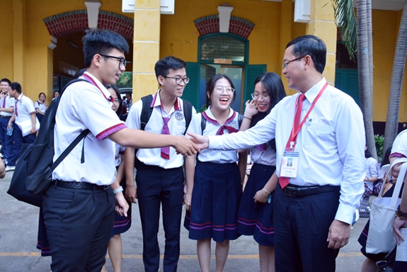 Hơn 887.000 thí sinh bước vào ngày thi đầu tiên